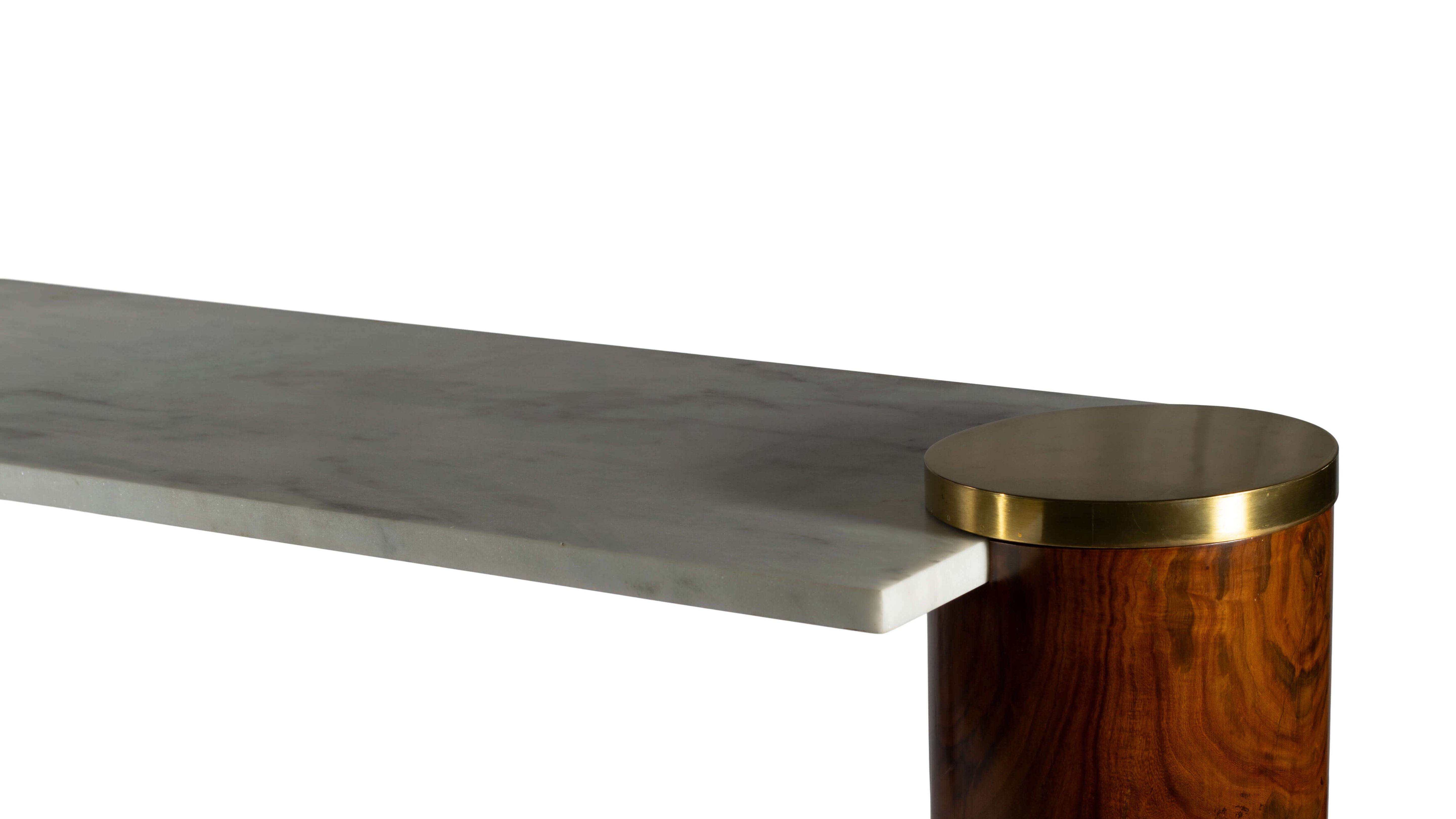 Detail of CYLE console table’s minimalist metal stretcher and solid wood frame connection